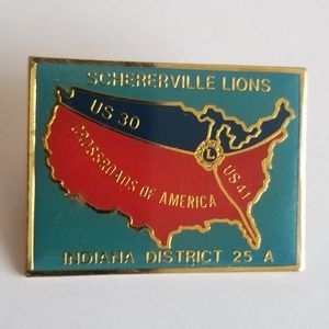 Vintage Lions Club pin enamel brooch Gold tone metal